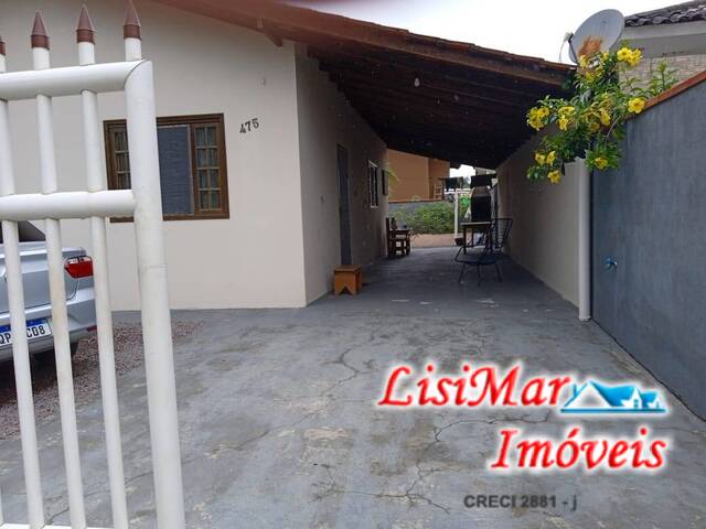 #1667 - Casa para Venda em Itapoá - SC - 2