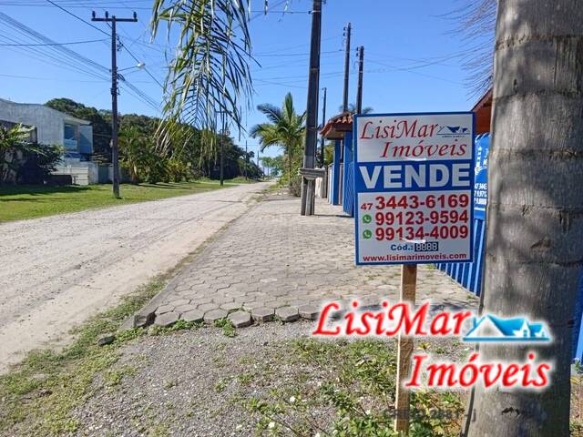 #1726 - Casa para Venda em Itapoá - SC - 2